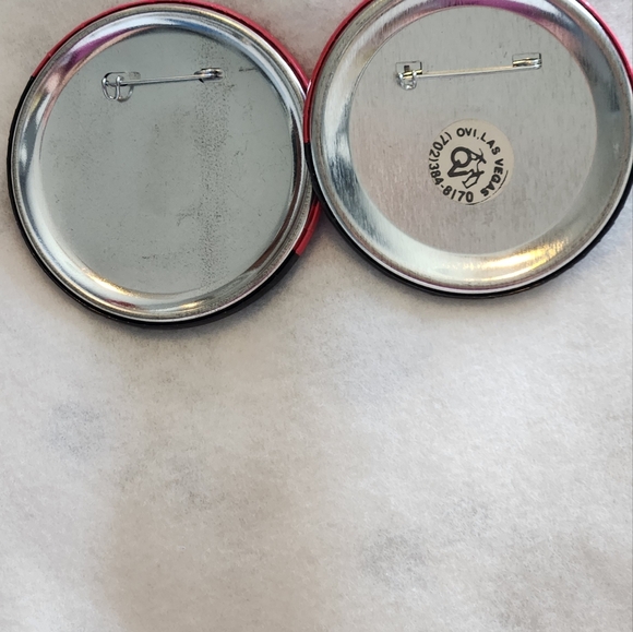 2 Dunes Hotel Las Vegas Vintage Pinback Buttons Xanadunes...Set of 2 - Picture 7 of 7